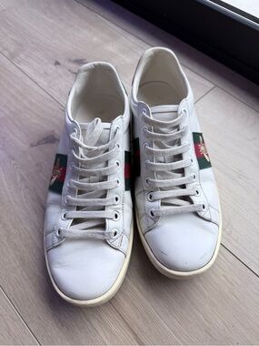 GUCCI sneakers with bee
